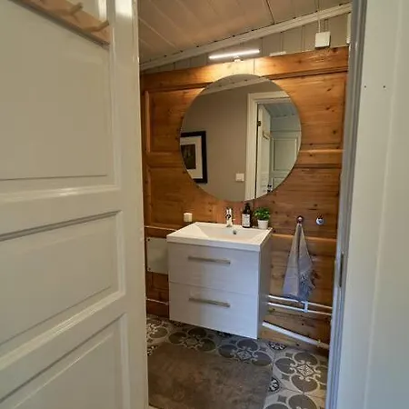 Koselig Pa Gardstun I *