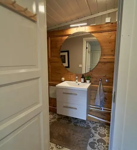 Koselig Pa Gardstun I *